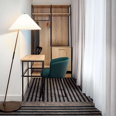 Park Inn By Radisson Brussels Centre Midi Saint-Gilles Exterior photo