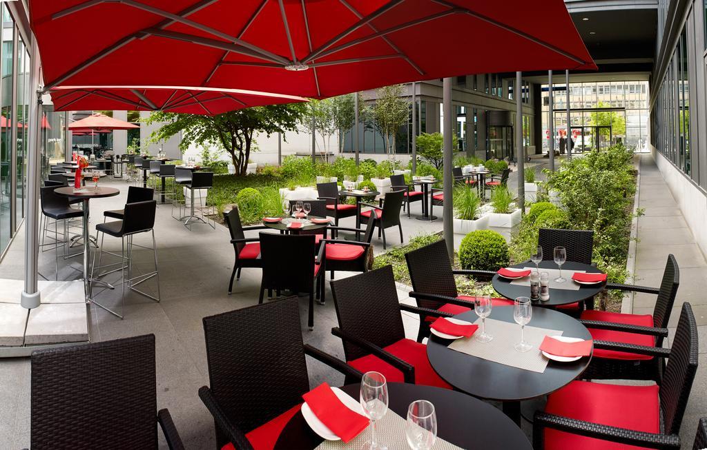 Park Inn By Radisson Brussels Centre Midi Saint-Gilles Exterior photo