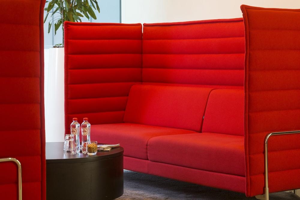 Park Inn By Radisson Brussels Centre Midi Saint-Gilles Exterior photo