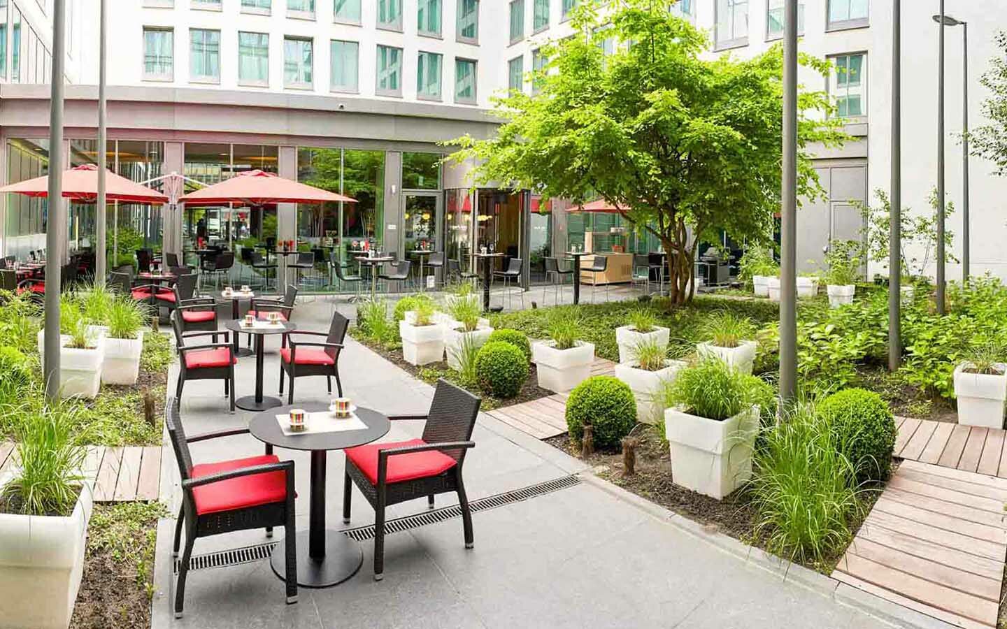 Park Inn By Radisson Brussels Centre Midi Saint-Gilles Exterior photo